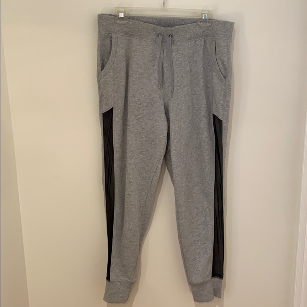 Victoria’s Secret Mesh Sided Joggers (Size L)